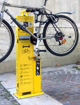 Stations de réparation et gonflages